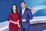 Moderátoři Televizních novin Veronika Petruchová a Martin Čermák