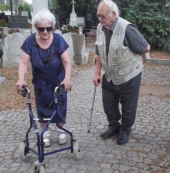 Maminka Veroniky Žilkové Olga s partnerem