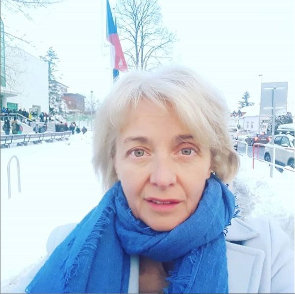 Veronika Žilková leží doma nemocná.