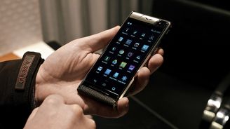 Výrobce luxusních mobilů Vertu uzavřel s Číňany miliardovou dohodu