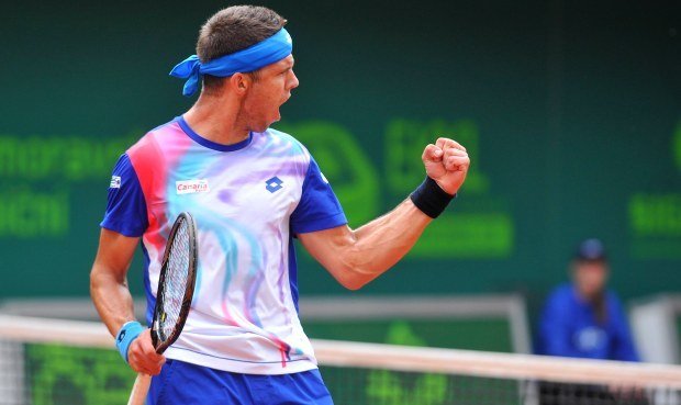 Jiří Veselý porazil na tenisovém challengeru Czech Open v Prostějově Radka Štěpánka s postoupil do finále