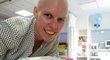 Bývalá mistryně světa Sarah Taitová zemřela ve věku 33 let na rakovinu, kterou u ní objevili po narození dítěte