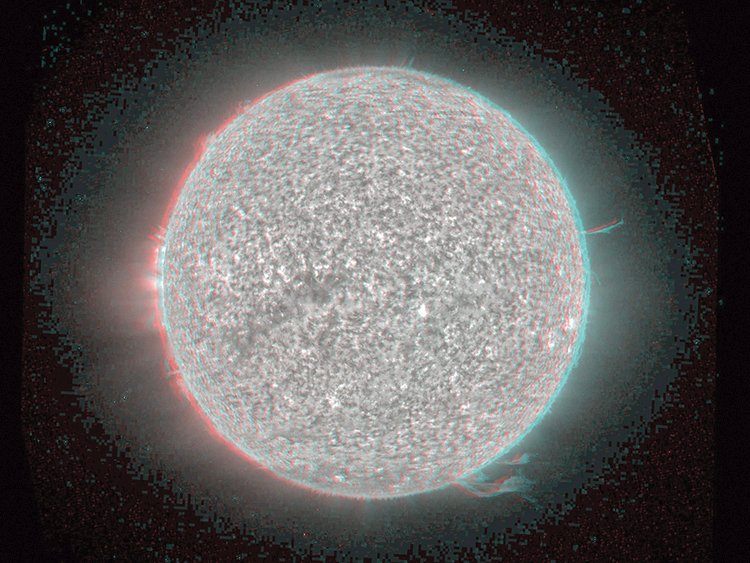 Tato 3D fotografi e našeho Slunce vznikla složením dvou obyčejných snímků v počítačovém programu