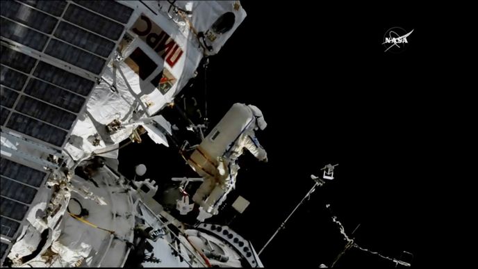 Ruští kosmonauti vystoupili z ISS do otevřeného vesmíru