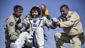 Podezření se vztahuje na astronautku Anne McClainovou.