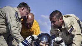 Podezření se vztahuje na astronautku Anne McClainovou.