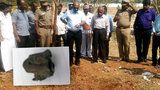 Záhadná smrt ridiče autobusu u školy: Zabil ho meteorit?