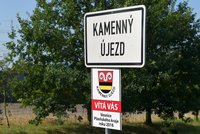 Plzeňský kraj má svou vesnici roku: Bodoval Kamenný Újezd z Rokycanska, líbily se Padlé holky