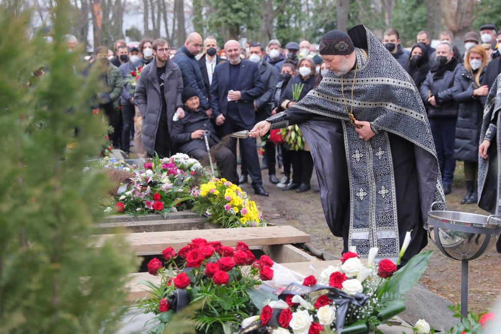 Na Olšanských hřbitovech se konalo poslední rozloučení s Veso Djorenem.