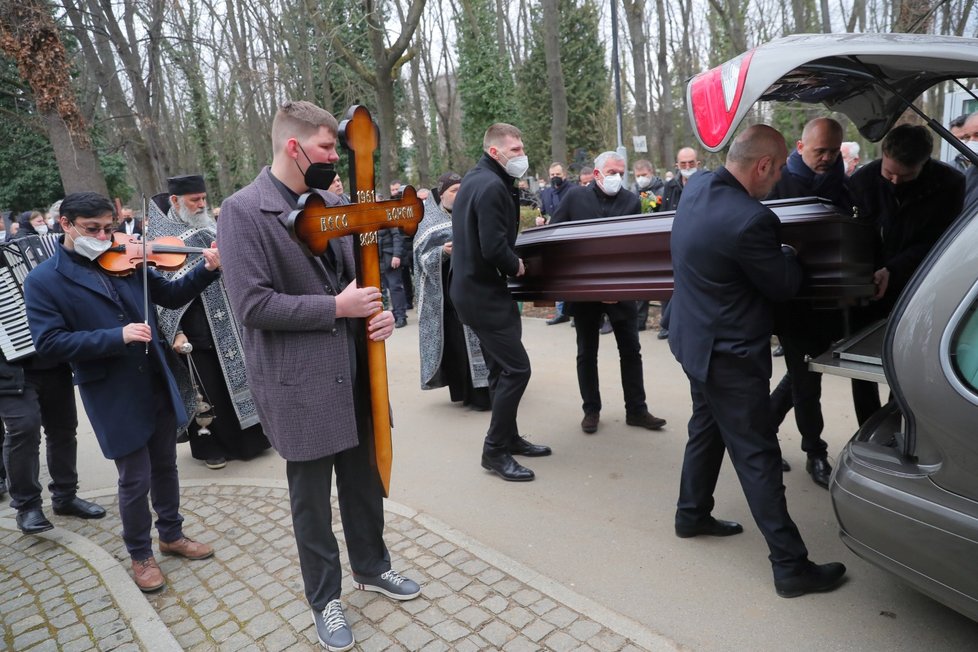 Na Olšanských hřbitovech se konalo poslední rozloučení s Veso Djorenem.
