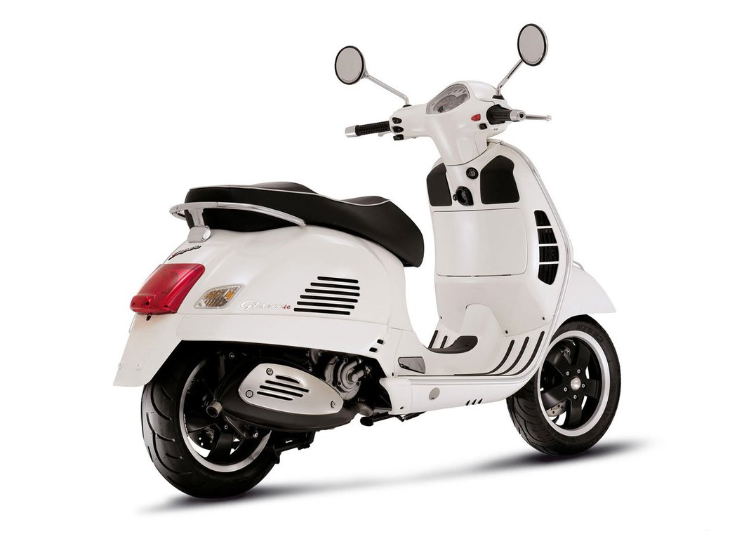 Vespa GTS 300 I.E. Super (2008)