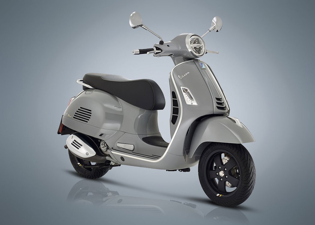 Vespa GTS Super Tech