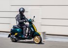 Test legendárního skútru Vespa Sprint 125 Racing Sixties: Zlatá šedesátá