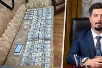 Korupce na Ukrajině: Šéfa nejvyššího soudu zadrželi kvůli úplatku 3 milionů dolarů!