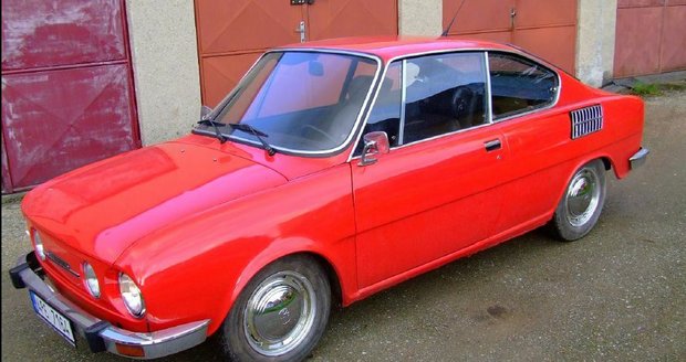 Zloděj v Plzni přepiloval zámek a ukradl majiteli z garáže nepojízdnou škodovku. Byl to veterán za 150 tisíc korun.