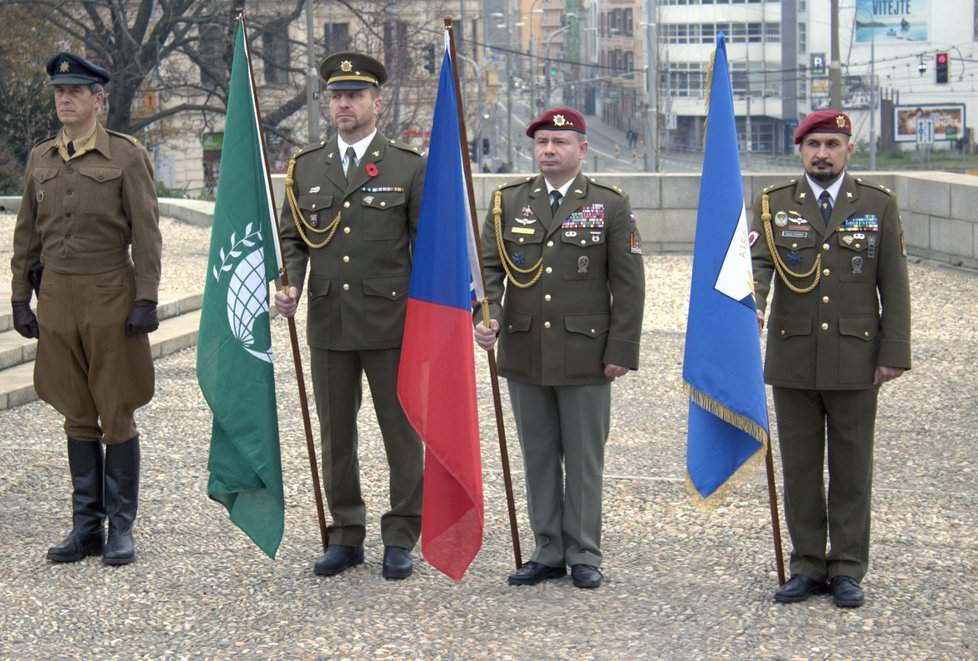 Den veteránů se v České republice slaví od roku 2001.