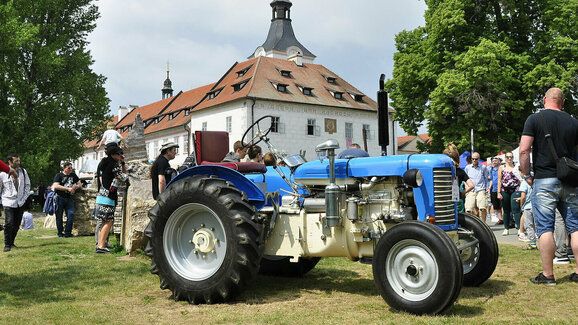 Tipy na víkend: Rallye, tuning, veteráni, sraz Škoda a Mercedes