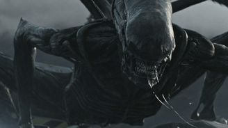 Alien: Covenant je slušné sci-fi. Vetřelec je to ale mizerný