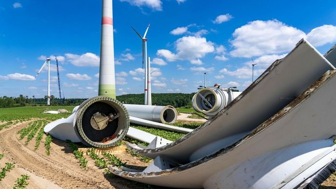 Recyklace listů větrných turbín je velmi náročná, Vestas letos představil chemickou metodu.