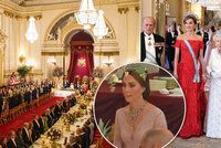 Setkání královských párů v Británii: Vévodkyně Kate na státní večeři oblékla odvážný model!