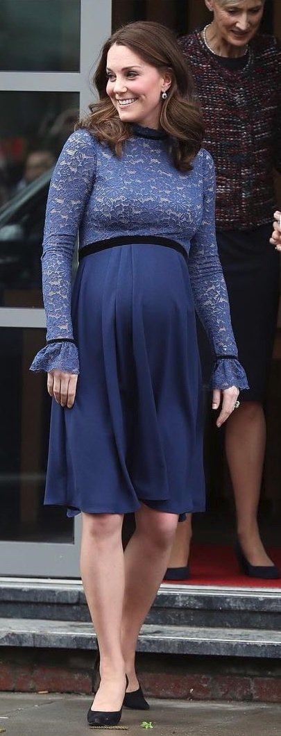Odzbrojující úsměvem,  britské vévodkyně Kate.