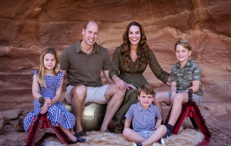 S Williamem vychovávají tři děti: Charlotte (6), Louise (3) a George (8).