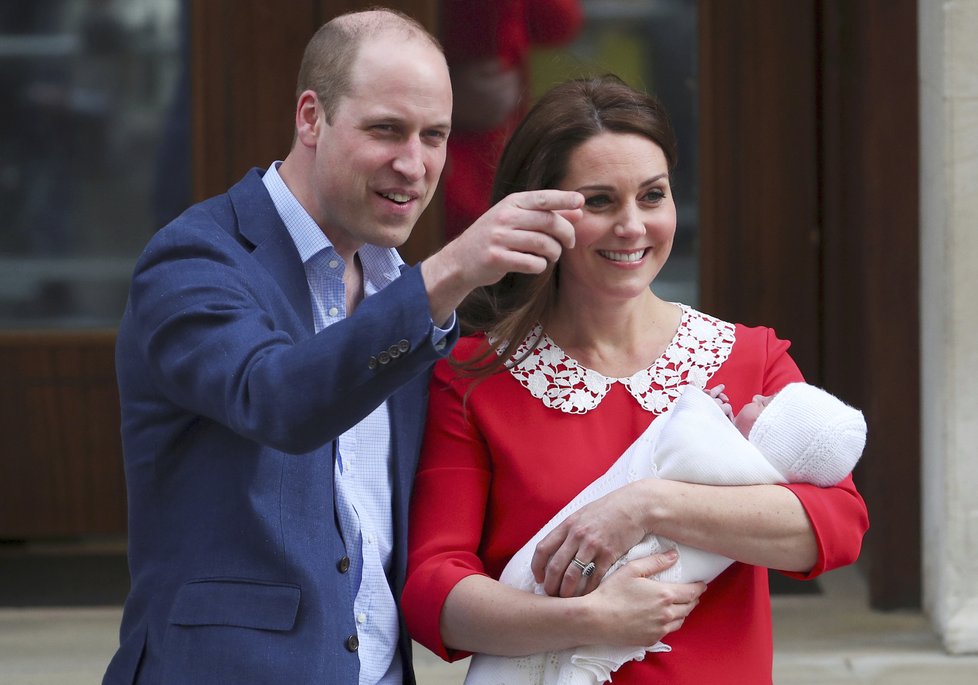 Vévodkyně Kate, princ William a malý Louis