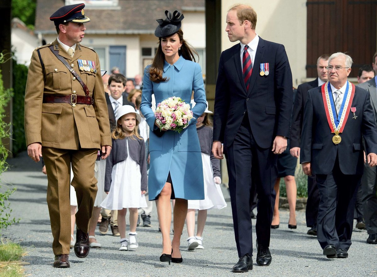 Kate a William se zúčastnili oslav vylodění v Normandii.