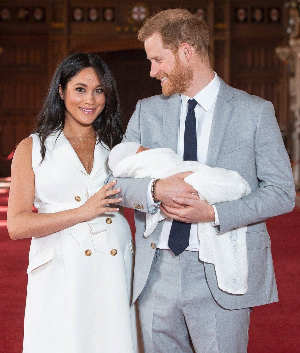 Princ Harry a vévodkyně Meghan představili syna.