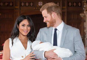 Princ Harry a vévodkyně Meghan představili syna