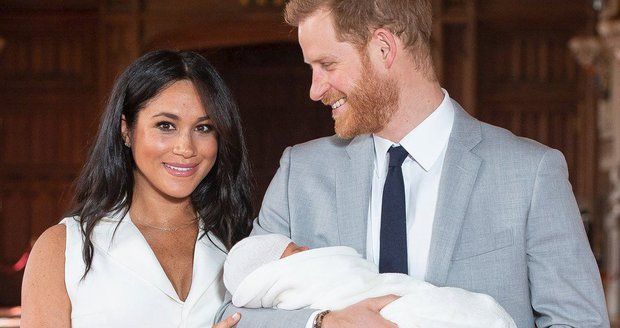 Princ Harry a vévodkyně Meghan představili syna.