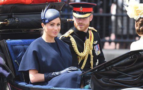 Princ Harry a Meghan na oslavě narozenin královny Alžběty II.