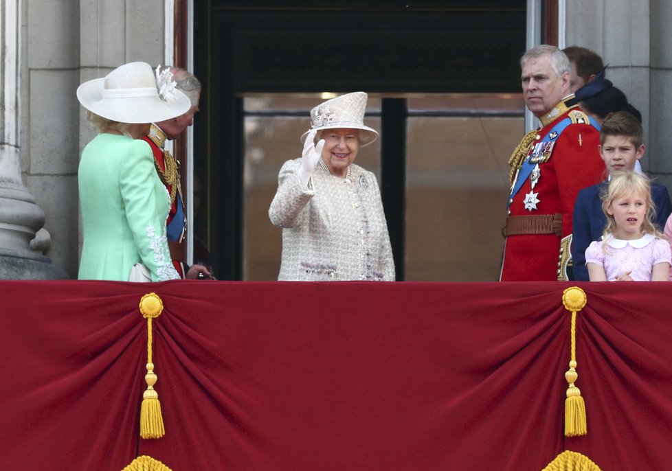 Trooping the Colour - oslavy narozenin královny Alžběty II.