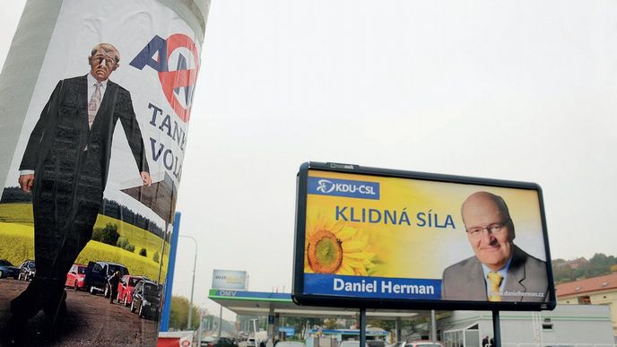 Vezmi pár milionů ze stranické kasy, vyfoť hlavu a nasaď na billboard