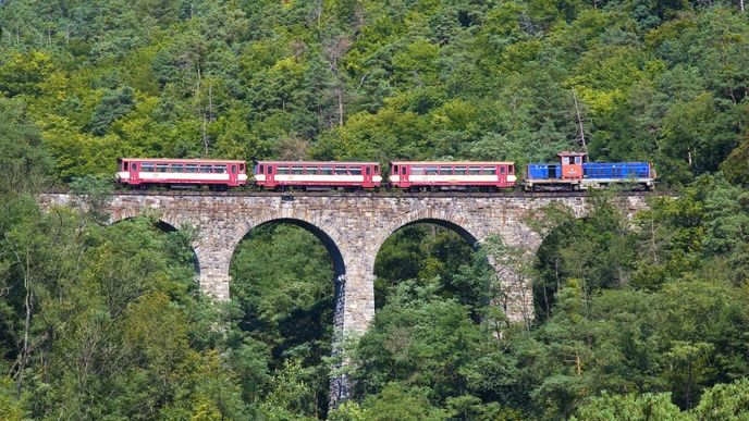 Žampach začal vznikat v letech 1898 až 1899. Žampach začal vznikat v letech 1898 až 1899.