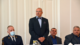 Dlouholetý starosta Bohumína na Karvinsku a současný senátor Petr Vícha (ČSSD) opět bude moci sestavit jednobarevnou vládu ve městě.