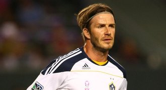 Beckham podepíše Paris Saint-Germain, k mužstvu se připojí v Kataru