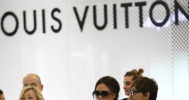 Victoria navštívila s Harper butik Louis Vuitton