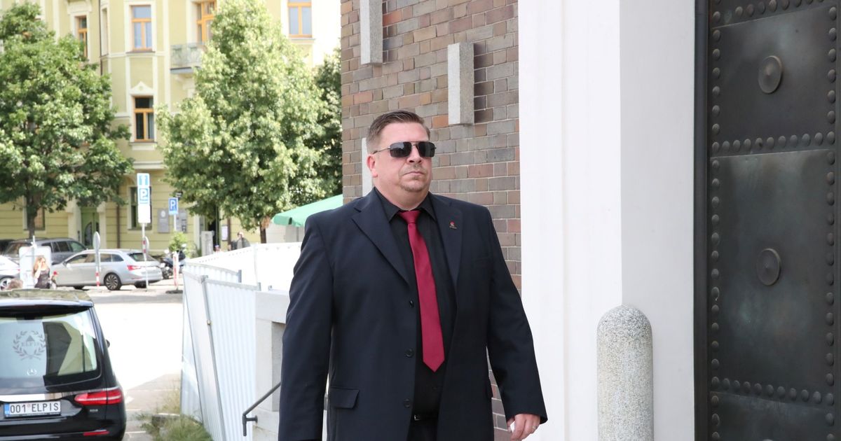 Bitga GALERIE: SLEDOVALI JSME: Pohřeb zpěvačky Victorie (†40), kterou ...