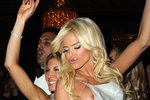 Švédská modelka Victoria Silvstedt se umí rozjet.