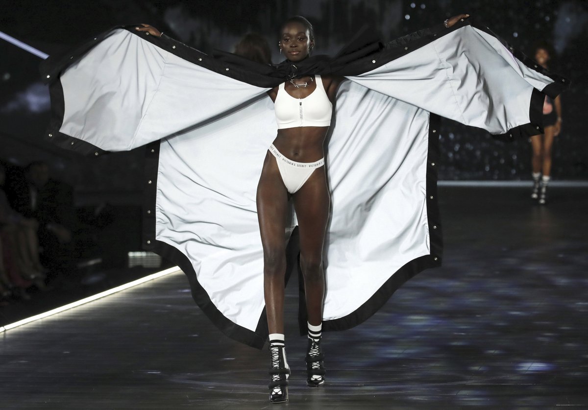 Victoria&#39;s Secret Fashion Show 2018 a rozlučka s Adrianou Limou!