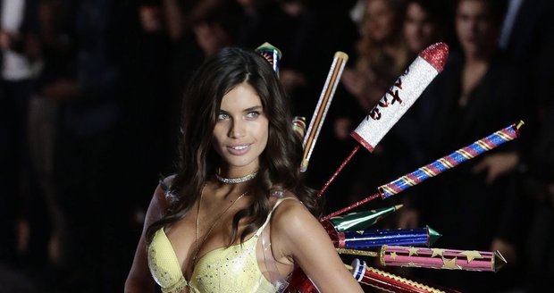 Módní přehlídka Victoria&#39;s Secret v New Yorku