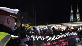 Protesty proti plesu nacionalistů ve Vídni