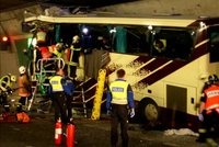 Děsivé video: Z autobusu belgických školáků zbyl vrak