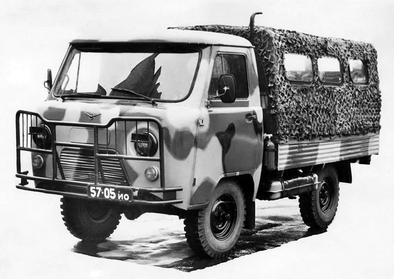 UAZ 3303