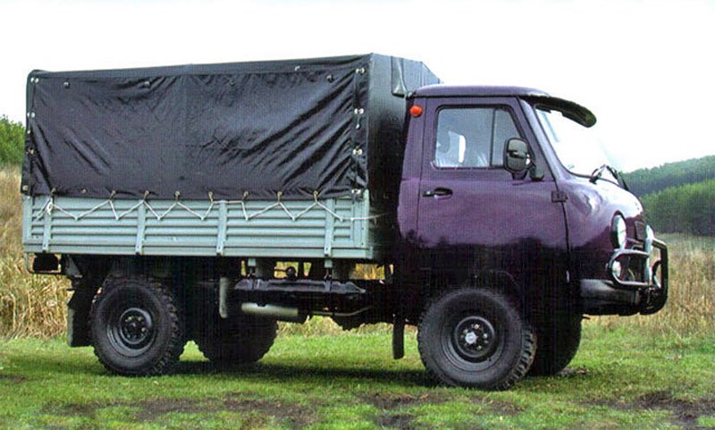 UAZ 3303