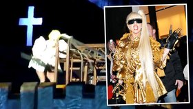 Lady Gaga dostala železnou tyčí: Koncert dozpívala s otřesem mozku
