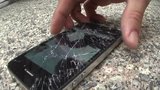 Test: Co se stane, když vám vypadne iPhone 4S z kapsy