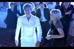VIDEO: Jana Švandová, Jiří Bartoška a Kateřina Neumannová se stali hvězdami tanečního parketu na večírku k 50. výročí zlínského filmového festivalu