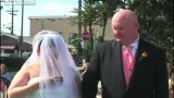 Nevěsta na svatbě: Během obřadu začala psát SMSky